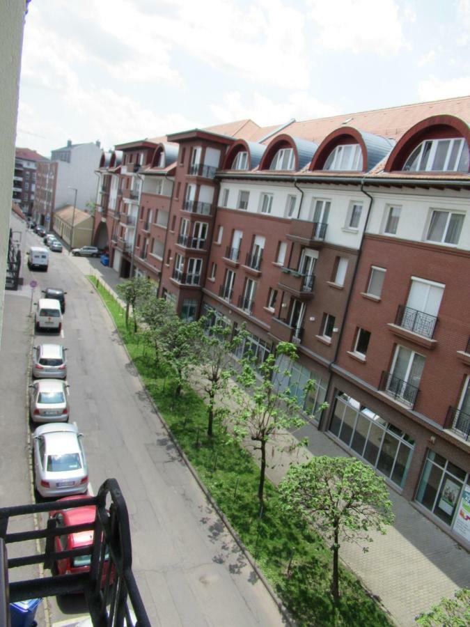 Pasti Central Apartment. Debrecen Exterior photo